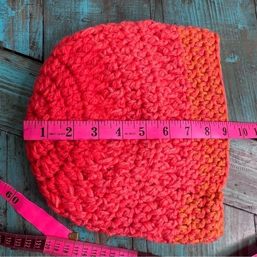 Knit Handmade Toque - Picture 5 of 6